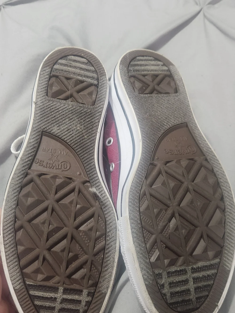 Converse Womens Chuck Taylor Low-Top Sneakers in Burgundy with White Laces